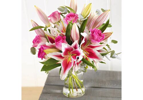 Pink Roses & Lilies Bunch lifestyle