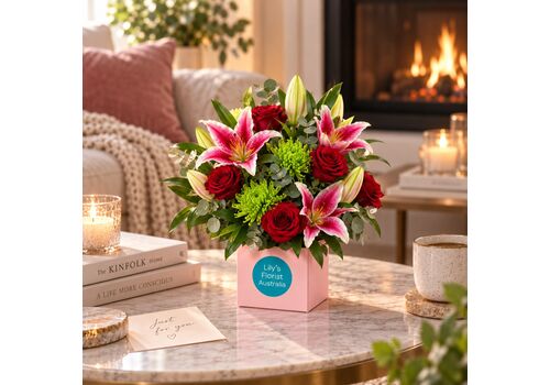 Red rose arrangement of fresh red tones blooms