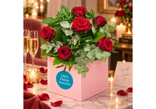 6 red roses in a box